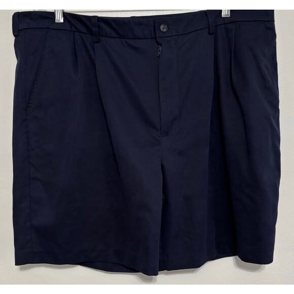 IZOD Navy Blue Men’s Pleated Front Golf Shorts Size 42 - Picture 1 of 10
